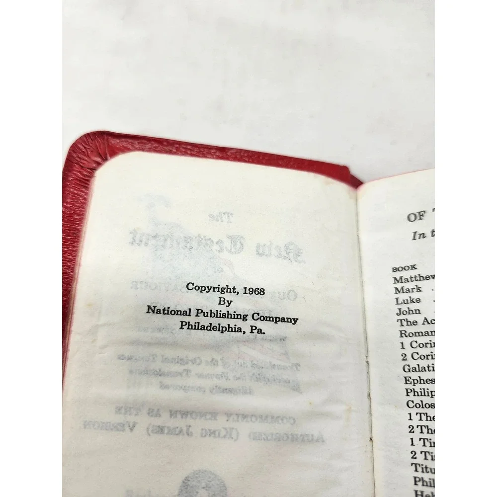 Lot of 2 Vintage 1968 Gideons New Testament Psalms Proverbs Pocket Bibles KJV